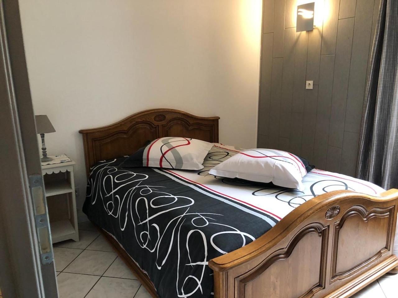 Aux Berges Du Doubs Bed and Breakfast Ougney-Douvot Eksteriør billede
